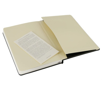 картинка Записная книжка Moleskine Classic (в линейку), Large с тиснением на обложке и в подарочной упаковке от магазина Молескинов