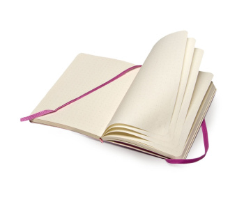 картинка Записная книжка Moleskine Classic Soft (в точку), Pocket (9х14 см), темно-розовый от магазина Молескинов