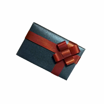 картинка Ежедневник Moleskine Classic (2018), Large (13x21 см), черный, с тиснением и в подарочной упаковке от магазина Молескинов
