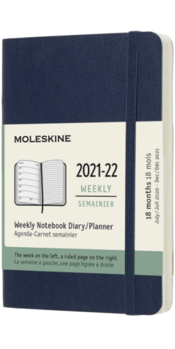 картинка Еженедельник Moleskine Classic Soft (мягкая обложка) (2021-2022), Pocket (9x14 см), синий от магазина Молескинов
