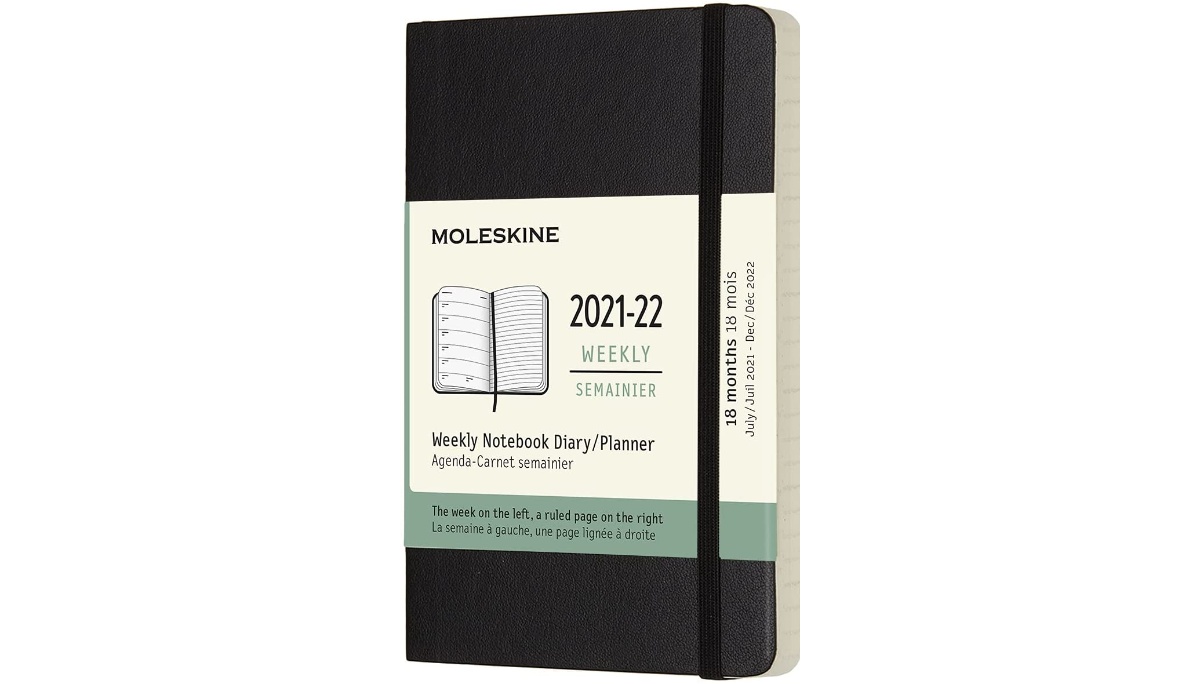 картинка Еженедельник Moleskine Classic Soft (мягкая обложка), (2021-2022), Pocket (9x14 см), черный от магазина Молескинов