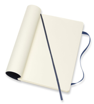 картинка Записная книжка Moleskine Classic Soft (мягкая обложка), нелинованная, Large (13х21см), синяя от магазина Молескинов