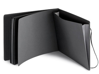 картинка Записная книжка Moleskine Black Page Album, Large (13х21см), черная от магазина Молескинов