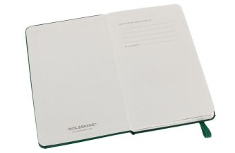 картинка Записная книжка Moleskine Classic (в линейку), Pocket (9х14см), зеленая, в твердой обложке от магазина Молескинов