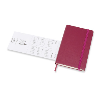 картинка Еженедельник Moleskine Classic (2020), Pocket (9x14 см), ярко-розовый от магазина Молескинов