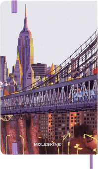 картинка Записная книжка Moleskine Limited Edition I am the city (New York), в линейку, Large (13х21см), фиолетовая от магазина Молескинов