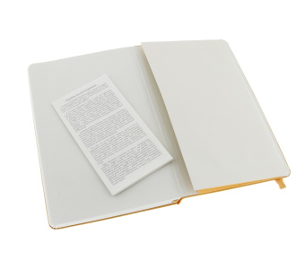 картинка Записная книжка Moleskine Classic (нелинованная), Large (13х21см), желтая от магазина Молескинов