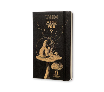 картинка Записная книжка Moleskine Alice in Wonderland (нелинованная), Large (13x21см), черная от магазина Молескинов